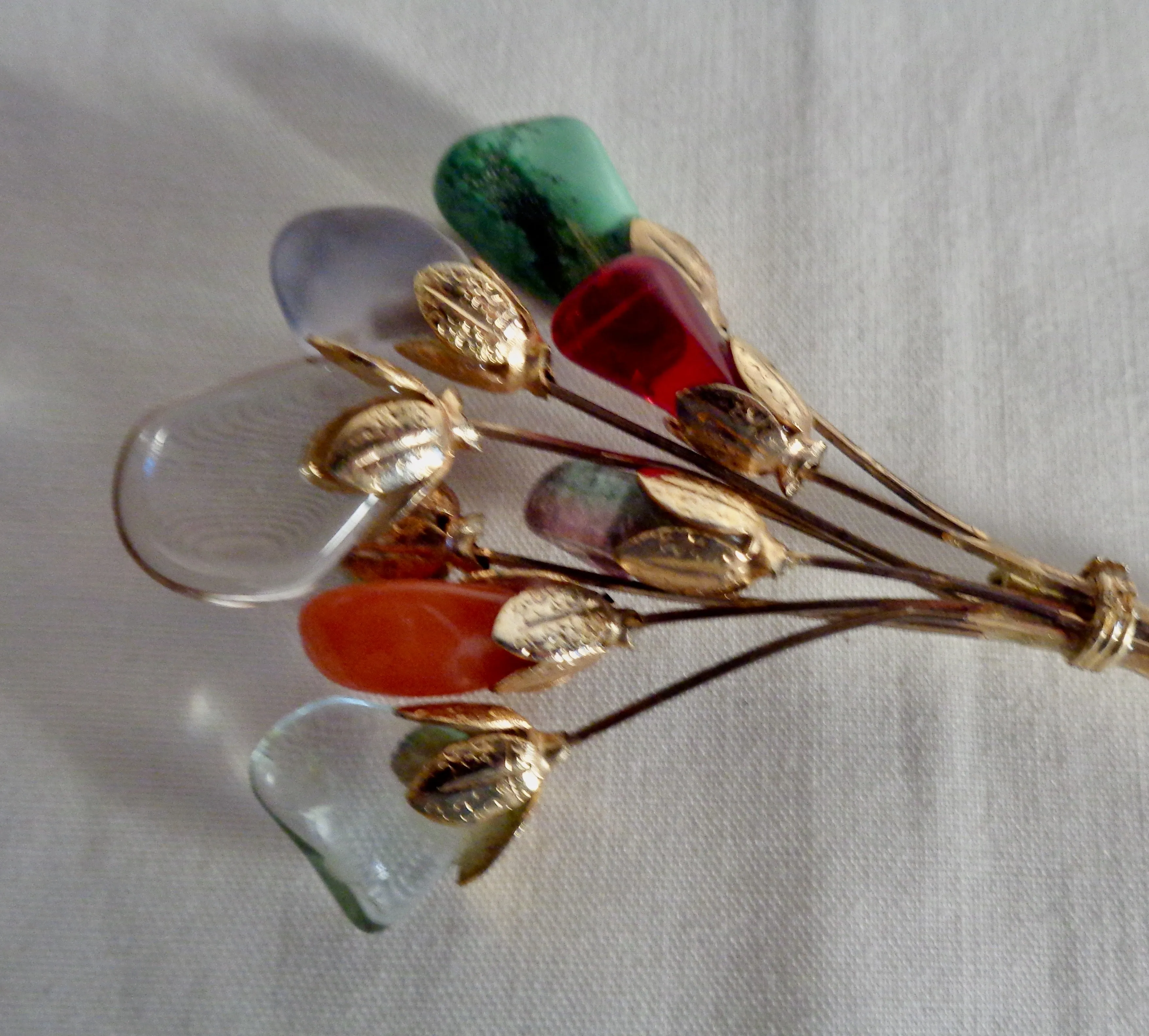 Art Deco Metal And Stone Floral Brooch Cosmetic Jewellery