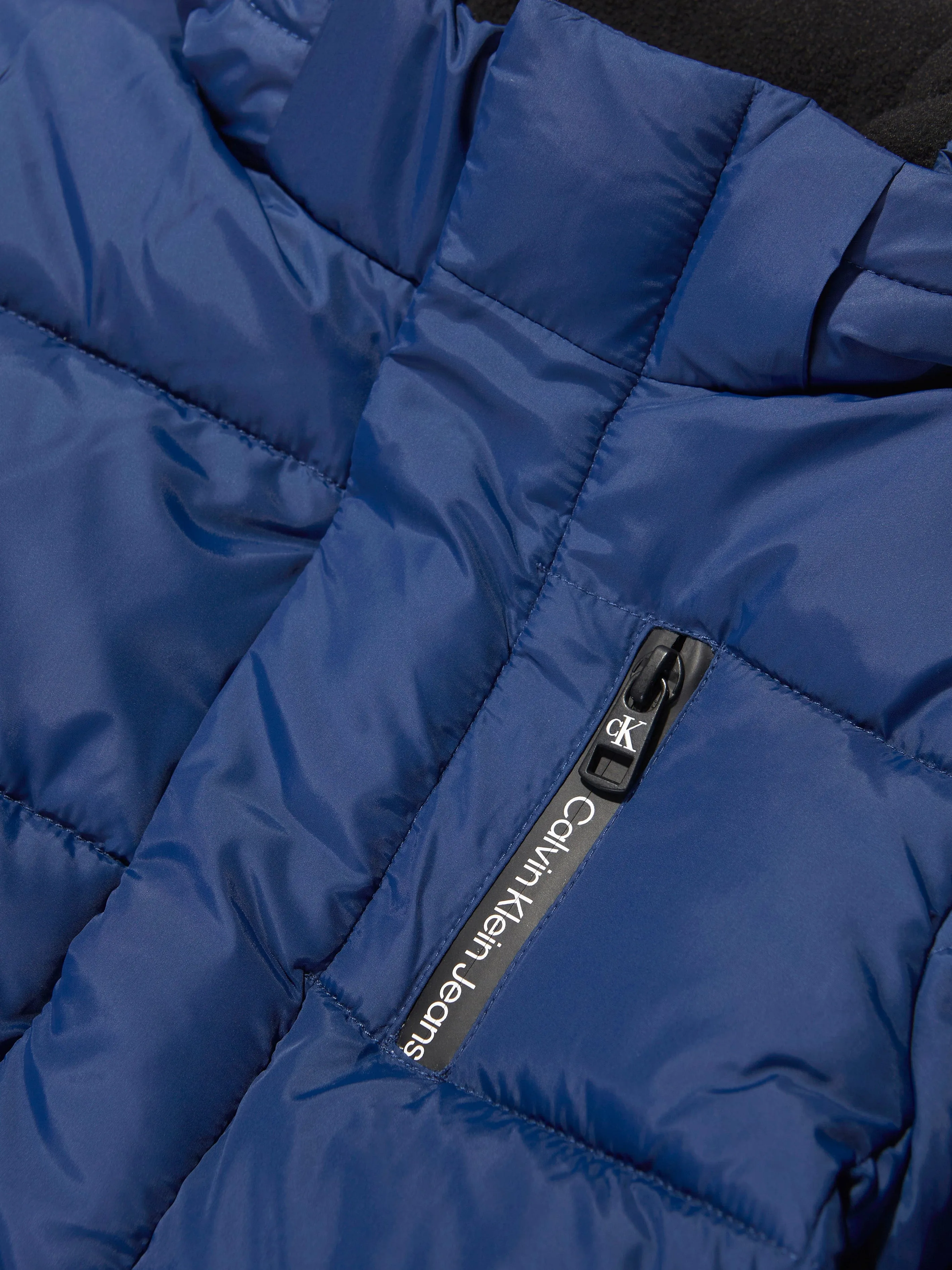 Calvin Klein Boys Essential Puffer Jacket in Blue