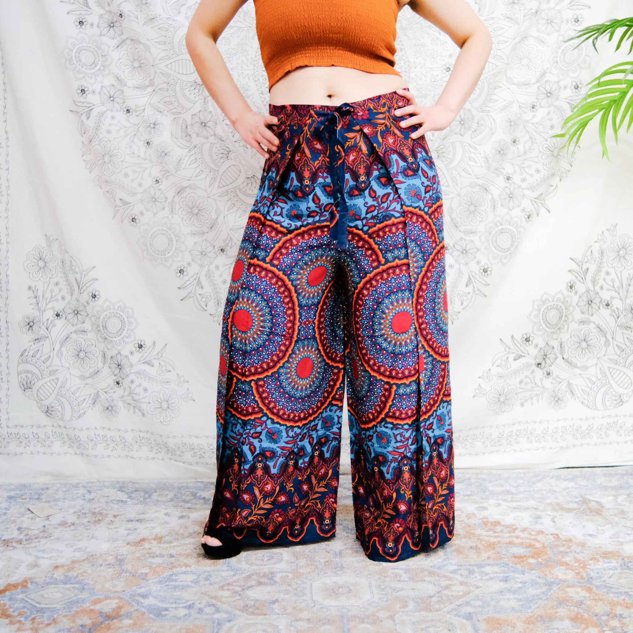 Flowy Geometric Print Side Slit Tie Pants