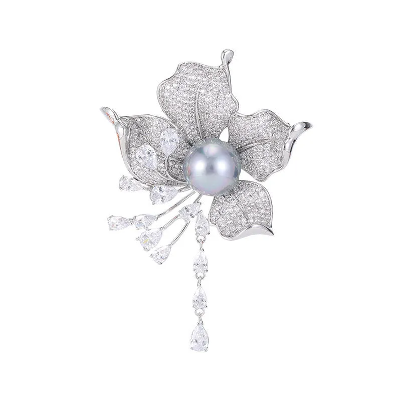 Multi-purpose suit jacket pearl brooch accessories.