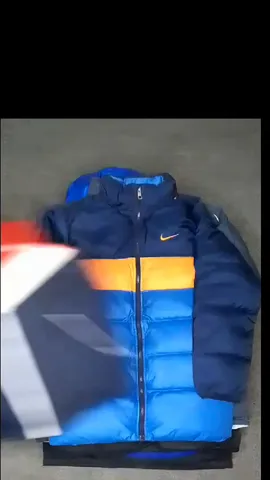 Nike puffer jacket 12 pcs