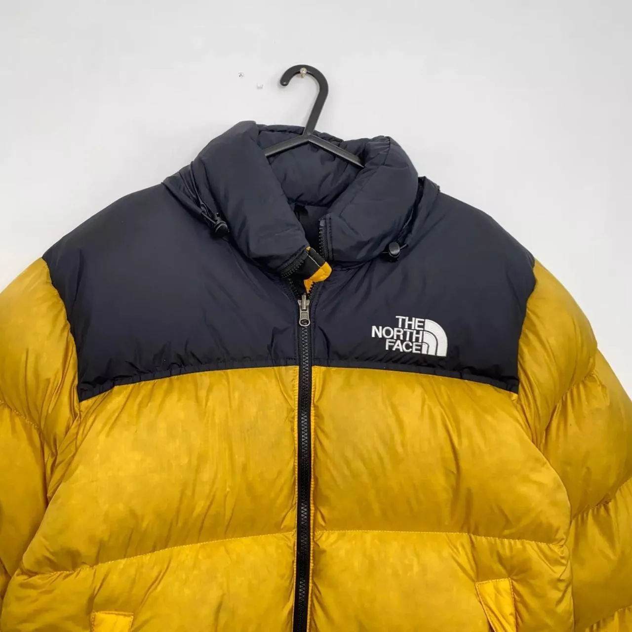 Preowned The North Face Mens Down Puffer Jacket 700 Size M Yellow Black Genuine TNF