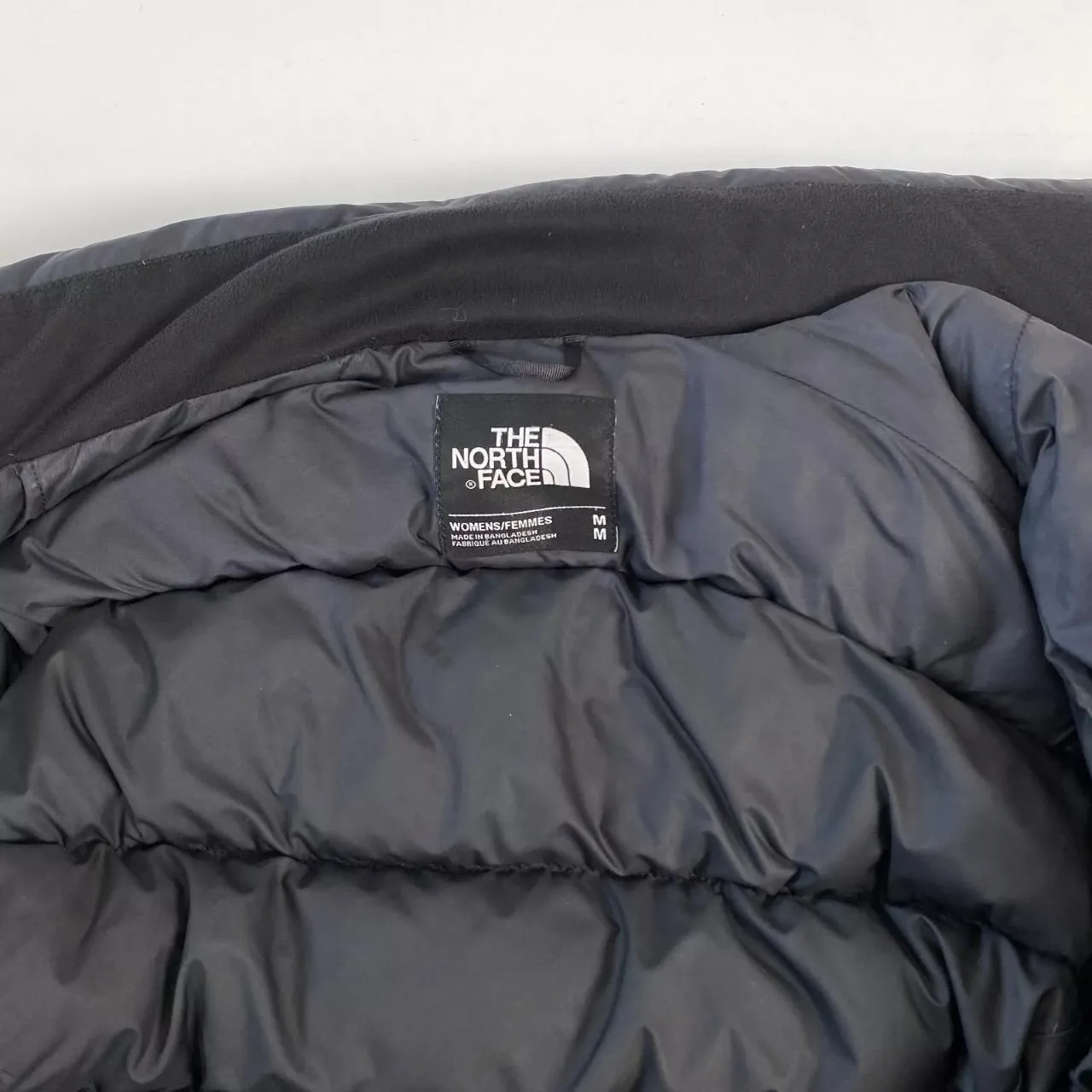 Preowned The North Face Womens 700 Down Nuptse Puffer Jacket Size M Black TNF Winter.