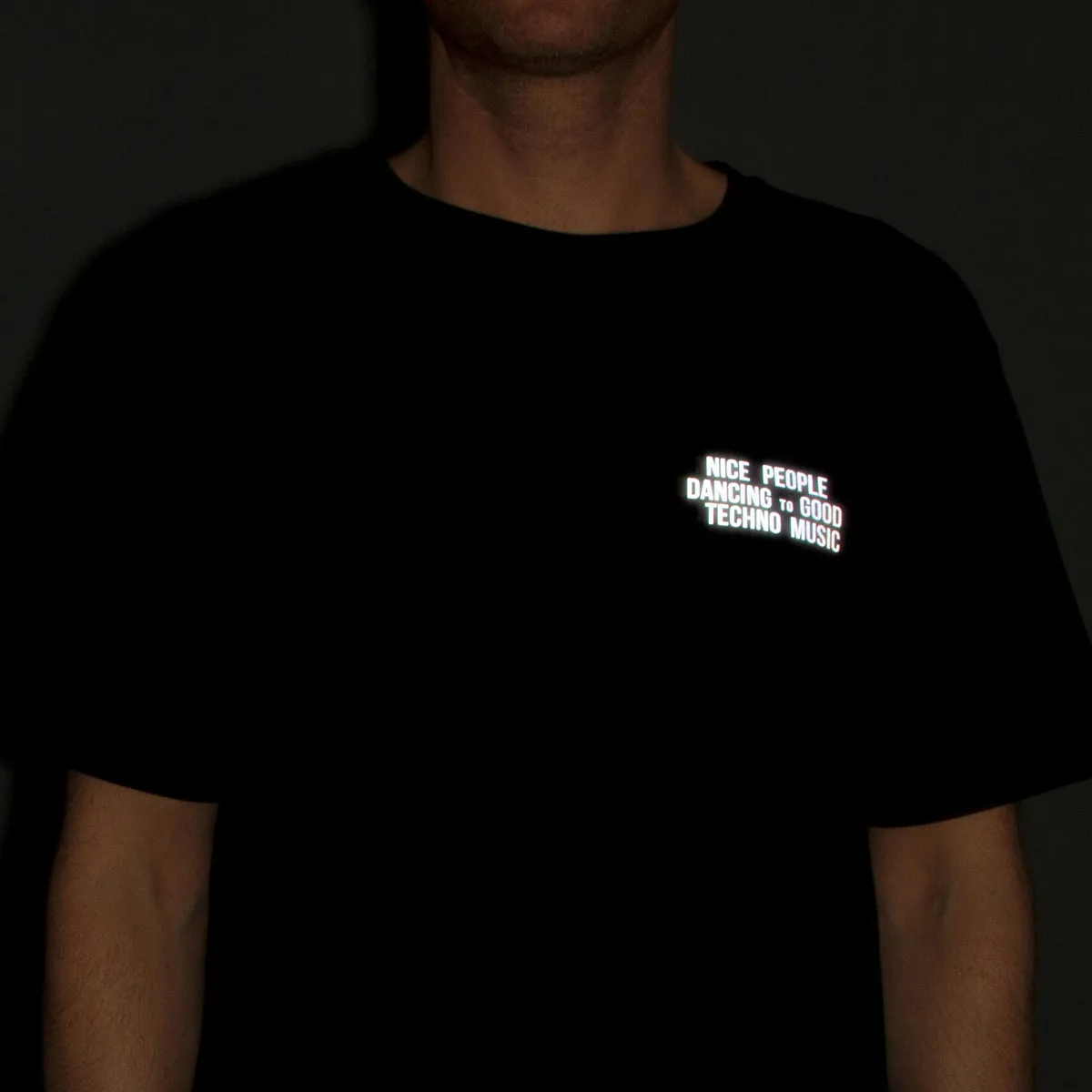 Reflective Peoples Techno Back Print - Tshirt - Black