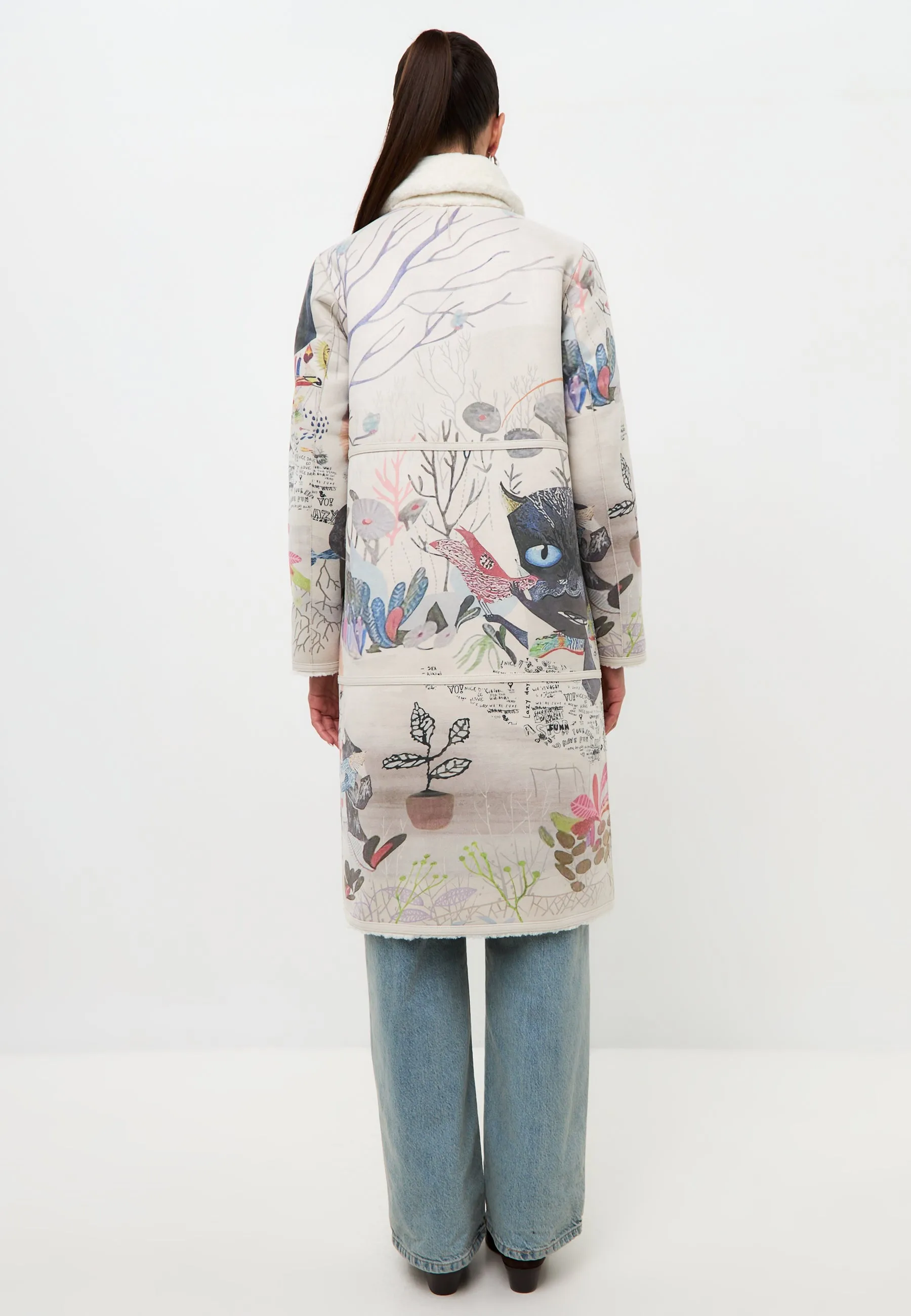 Reversible Printed Coat Catty - White