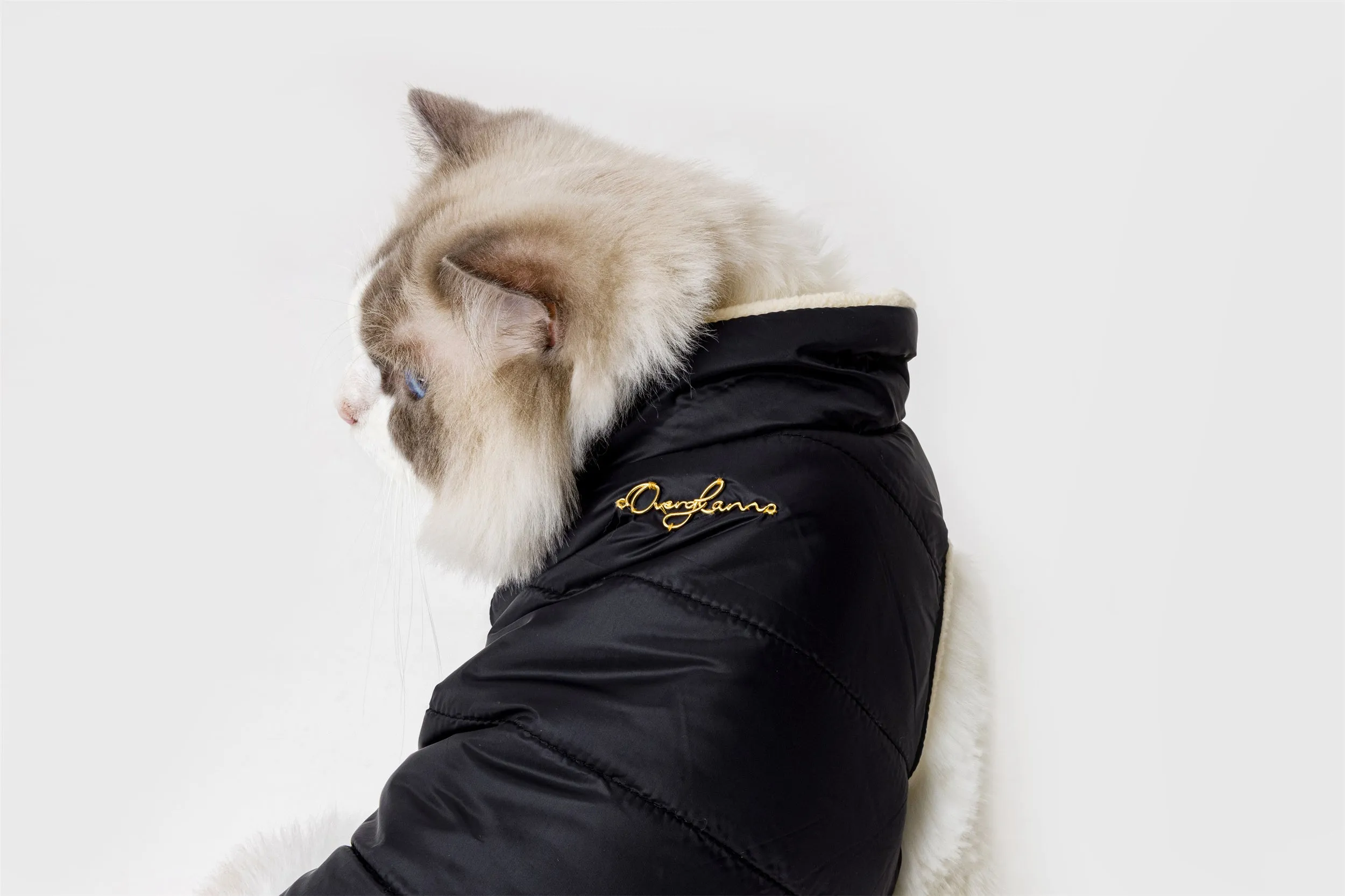 Sleeveless Puffer Jacket with Golden Logo