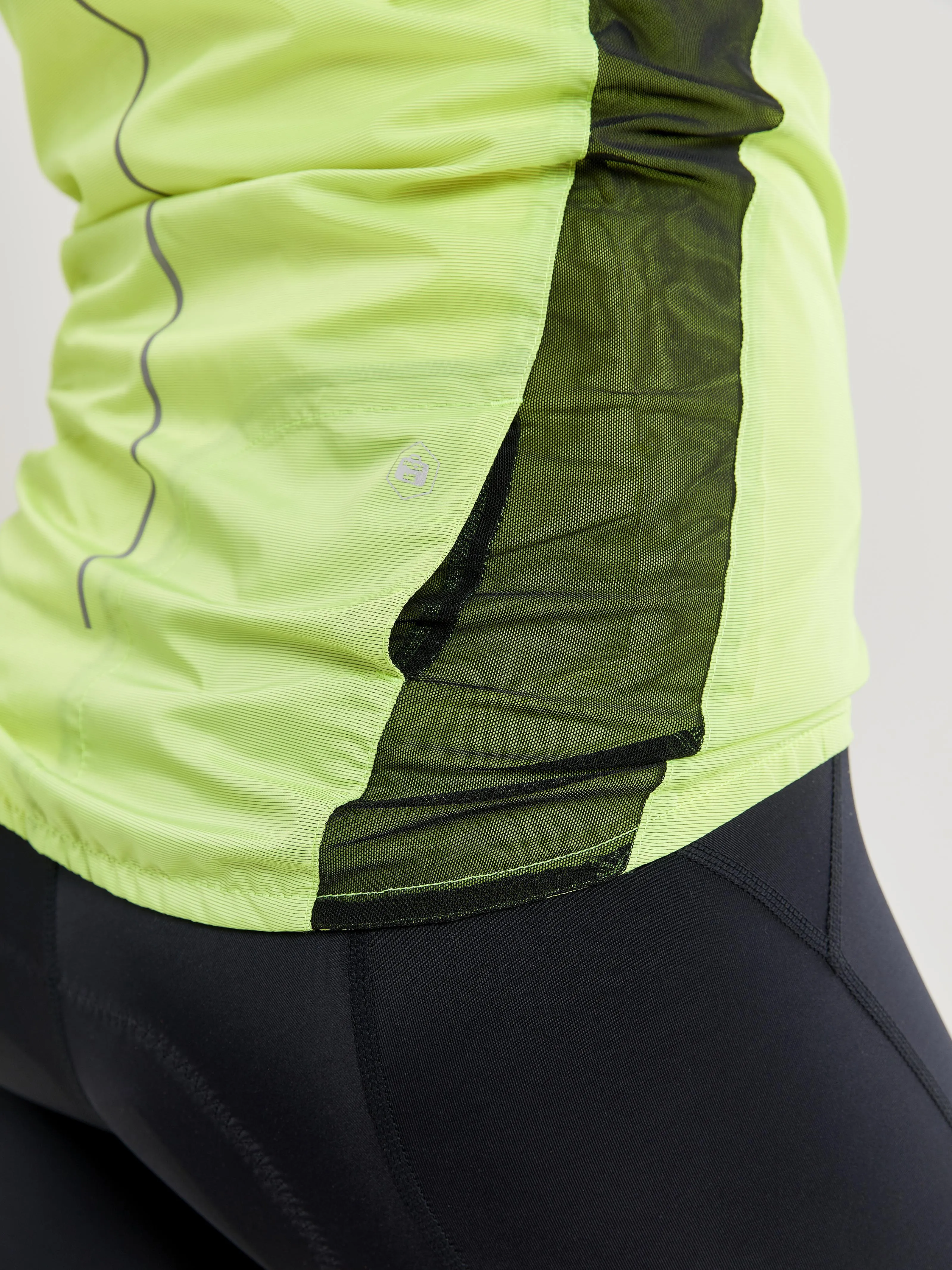 WOMEN'S ESSENCE LIGHT WIND CYCLING JACKET