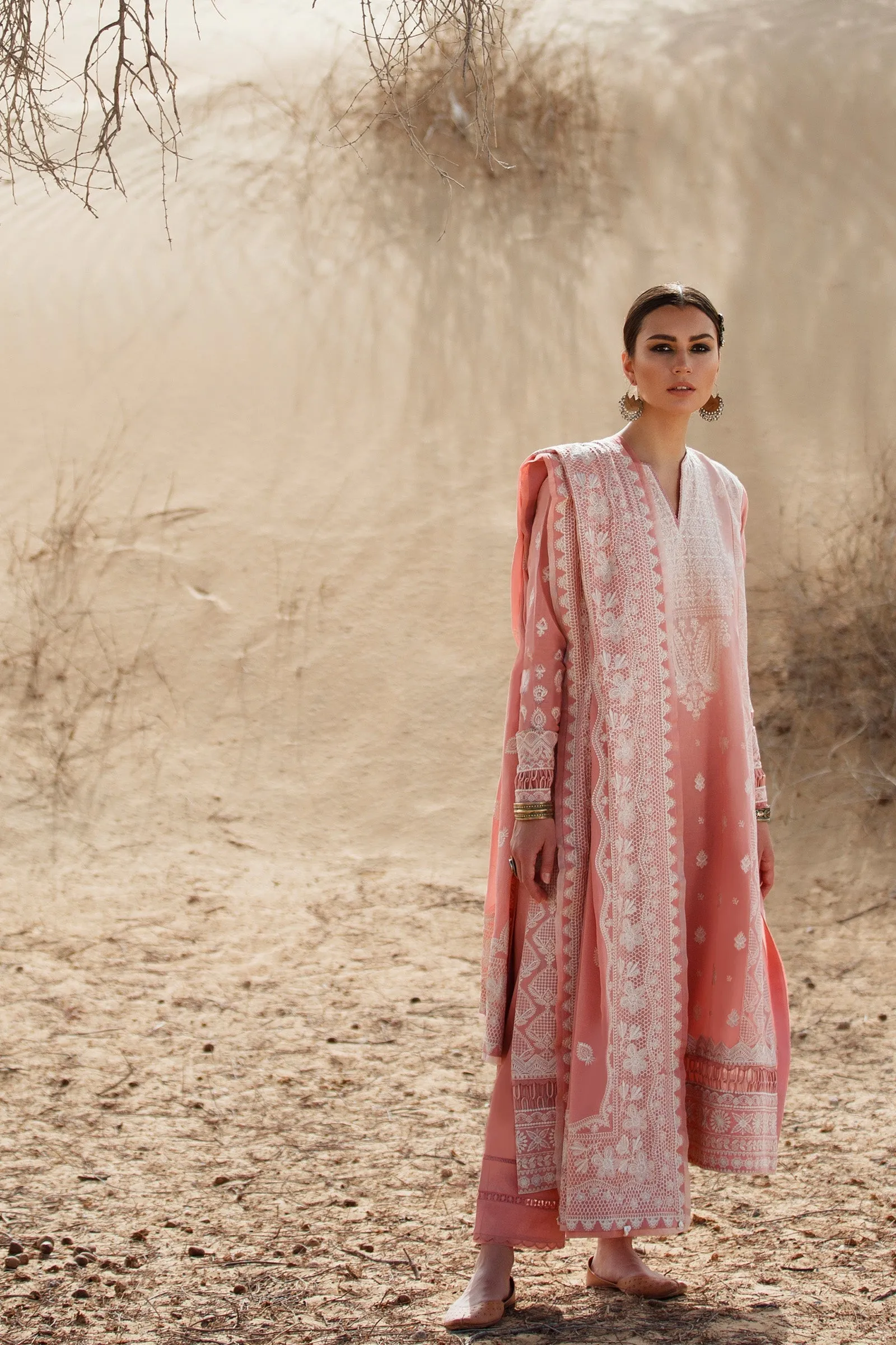 Zaha by Khadijah Shah Lawn Collection 2022 – PARISA (ZL22-03 B)