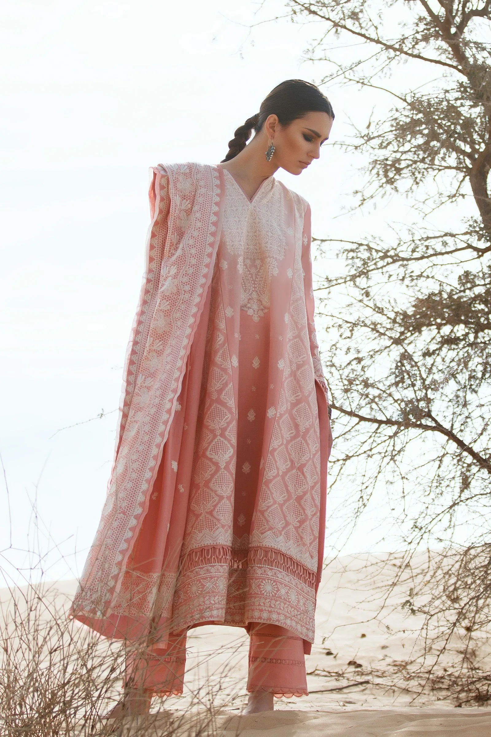 Zaha by Khadijah Shah Lawn Collection 2022 – PARISA (ZL22-03 B)